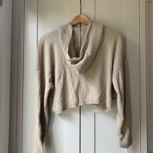 NASTYGAL BEIGE HOODIE CROPPED - Picture 2 of 2